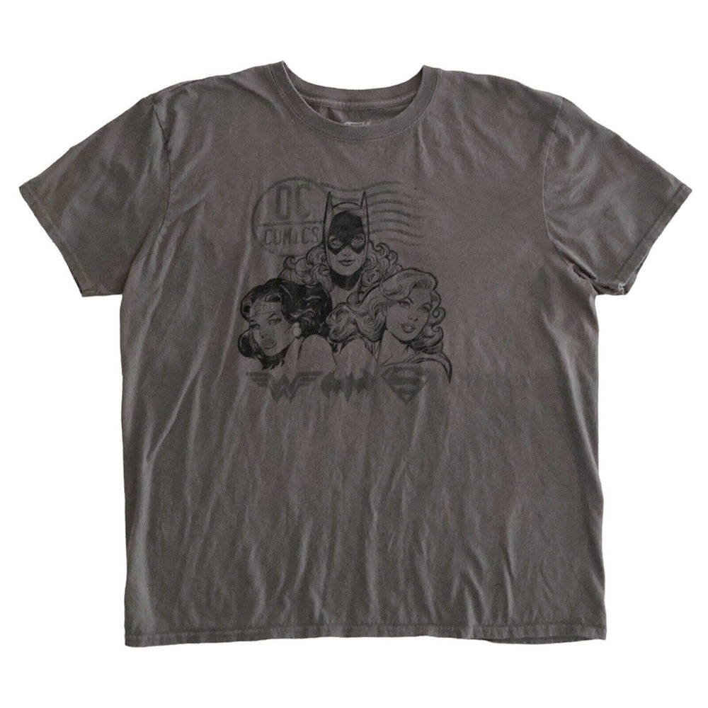 FUNKO DC COMICS Men's LARGE‎ T-Shirt Gray Female Superheroes Wonder Woman